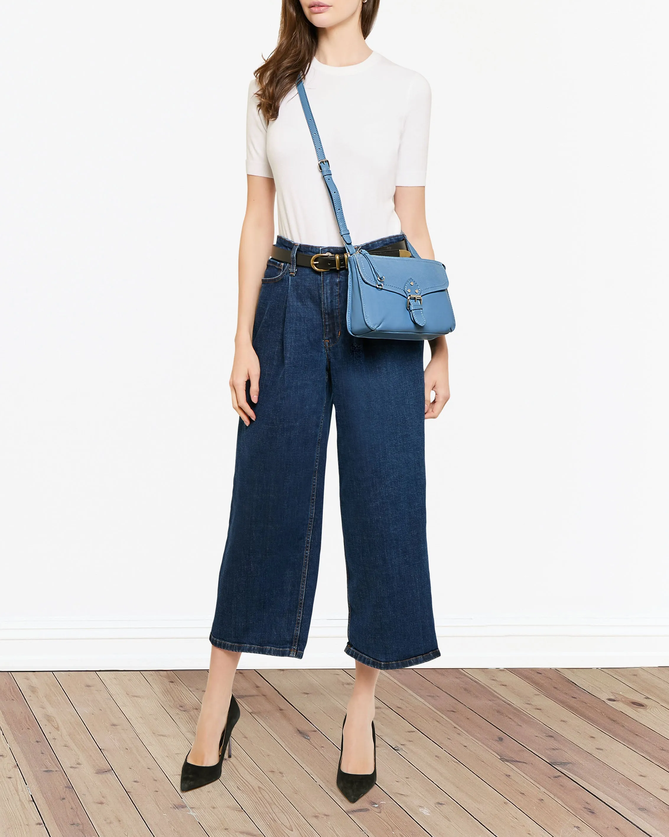 Astor Flap Crossbody