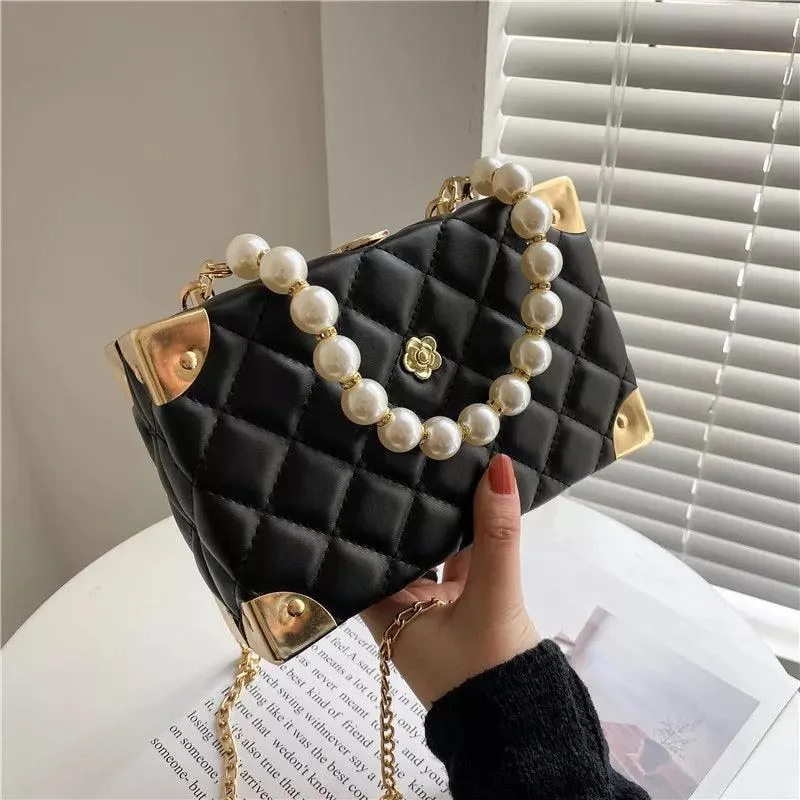 “Royalty” Pearl Clutch