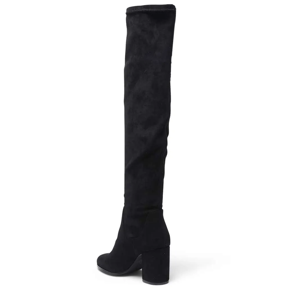 Yates Boot in Black